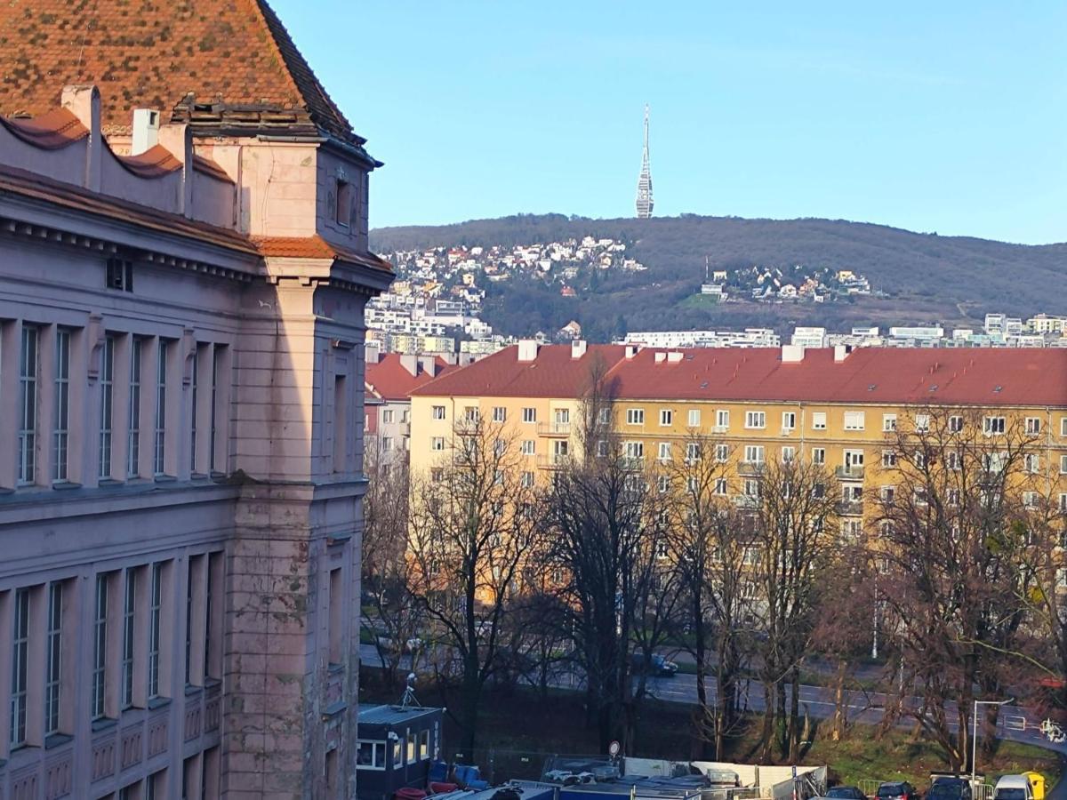 Yarn - Brand New - Free Parking - Balcony With City View - Central Shopping Mall Bratislava Exteriör bild
