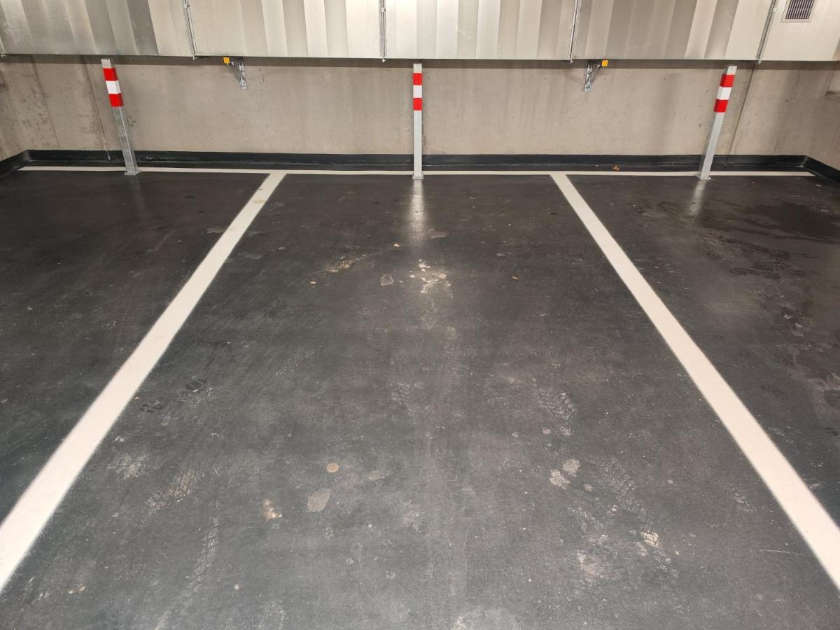 Yarn - Brand New - Free Parking - Balcony With City View - Central Shopping Mall Bratislava Exteriör bild